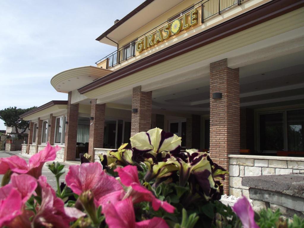 Il Girasole Hotell Terracina Exteriör bild