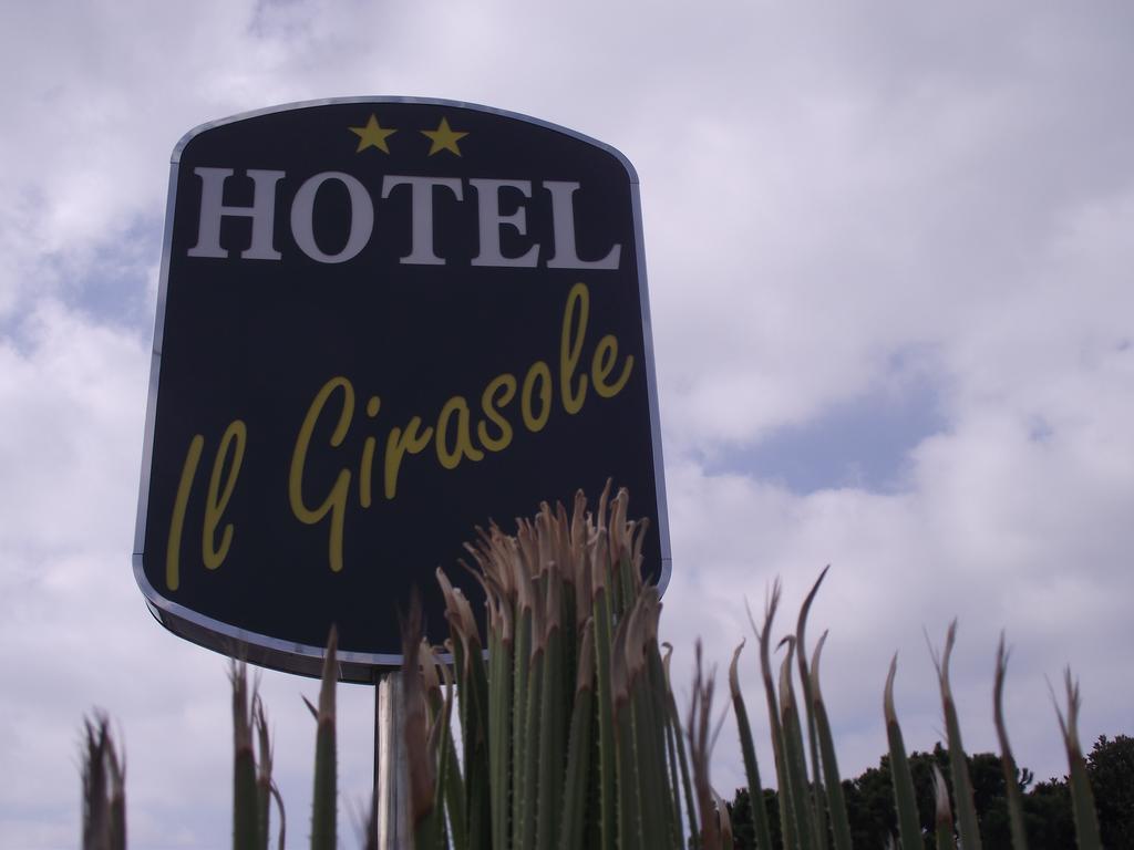 Il Girasole Hotell Terracina Exteriör bild